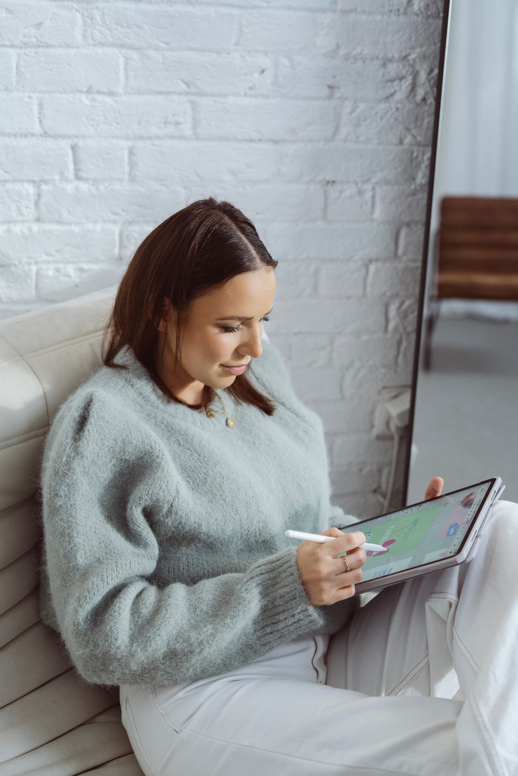 4Dizajnerka Danyelaart Scaled